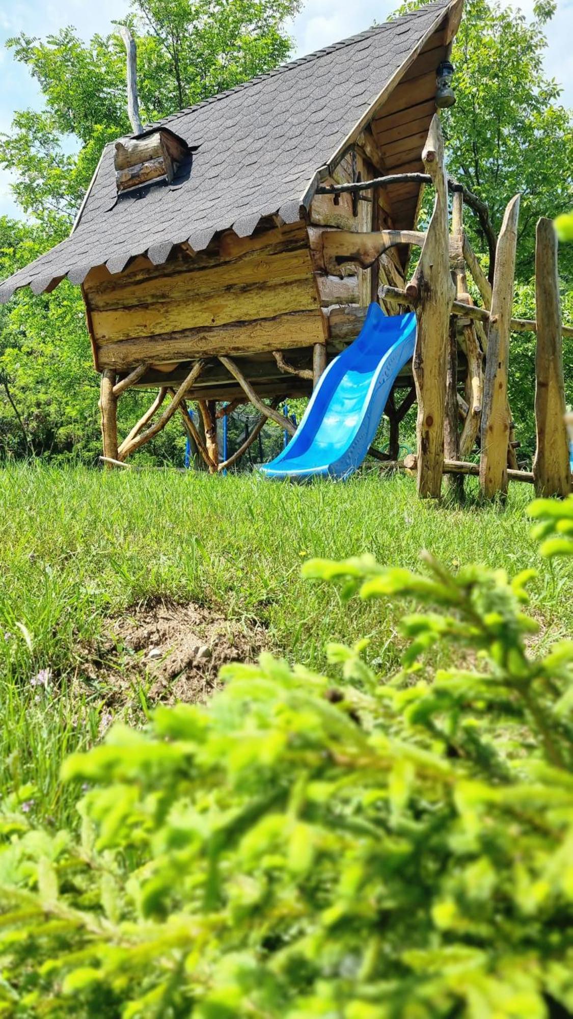 Viewtopia The Secret Land Valea Draganului Exterior photo
